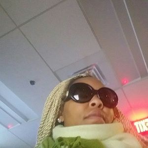 Meet your Posher, Taisha