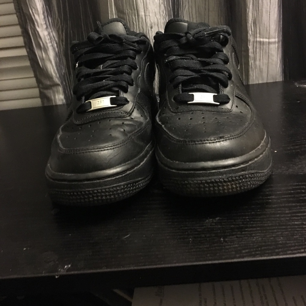 Air Force 1s Sz 8