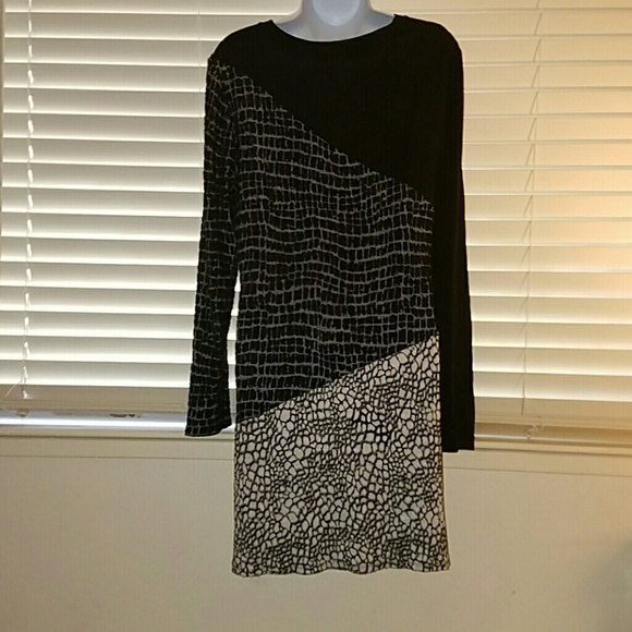 BCBGMaxAzria Dresses - *BCBG MAX AZRIA Dress/Tunic* BCBGMaxAzria Dresses - *BCBG MAX AZRIA Dress/Tunic*
