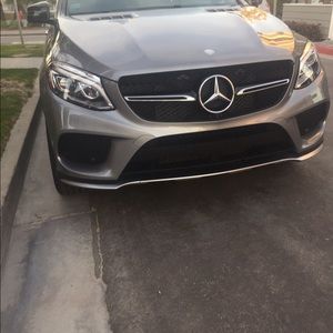 Meet your Posher, Karim