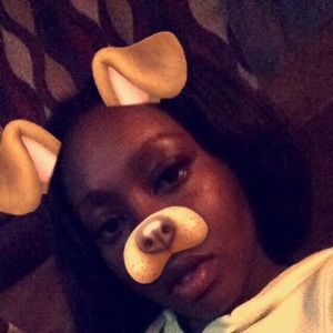 Meet your Posher, Deandrea