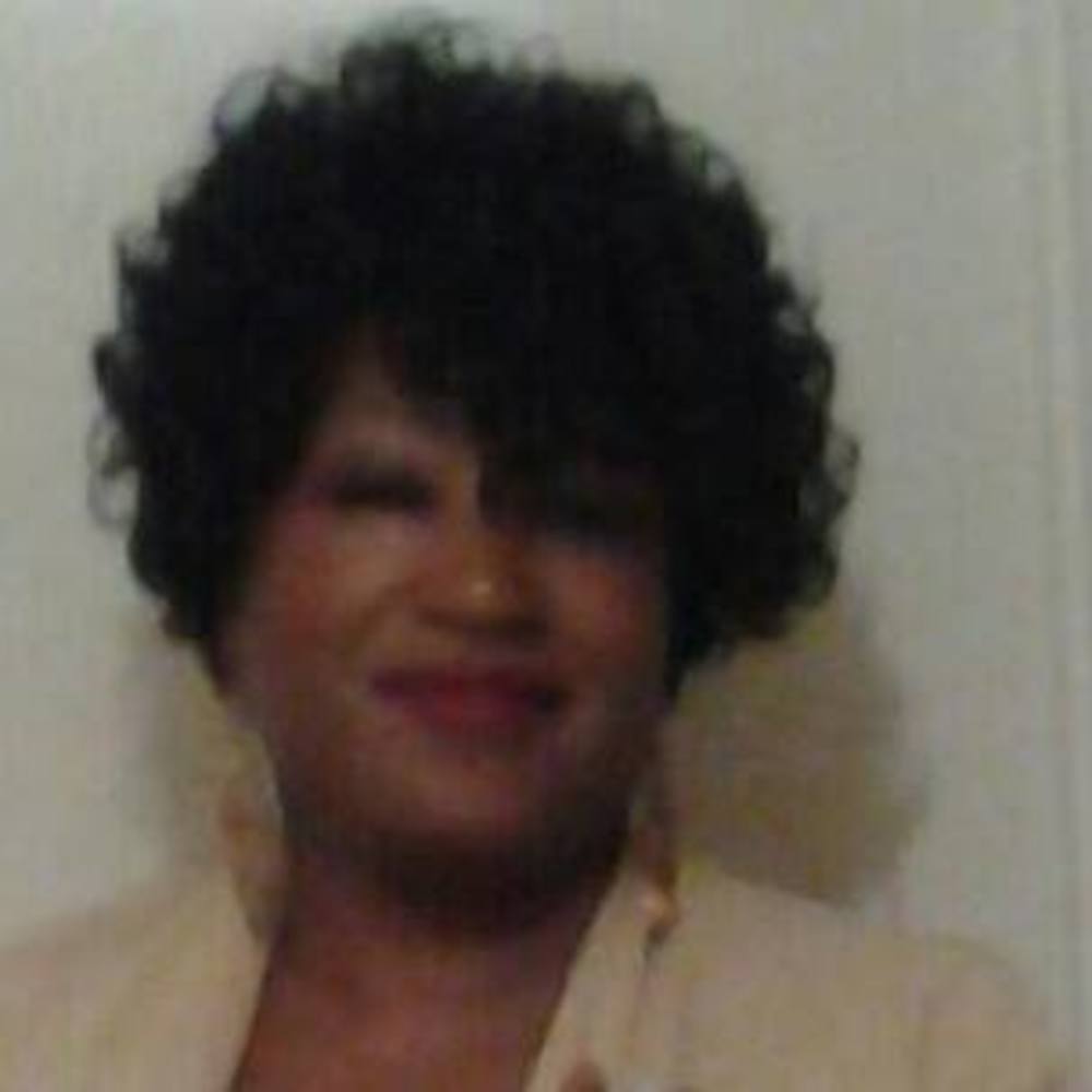 Meet your Posher, Carolyn