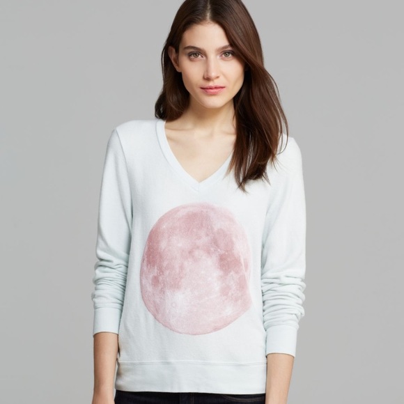 Wildfox Tops - 🆕 Wildfox pale blue BBJ with Pink Moon size M