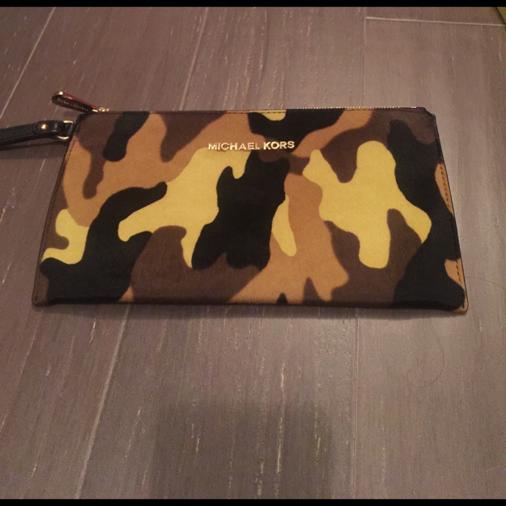 Michael Michael Kors Clutch