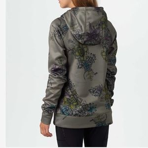 derrick rose sweatshirt