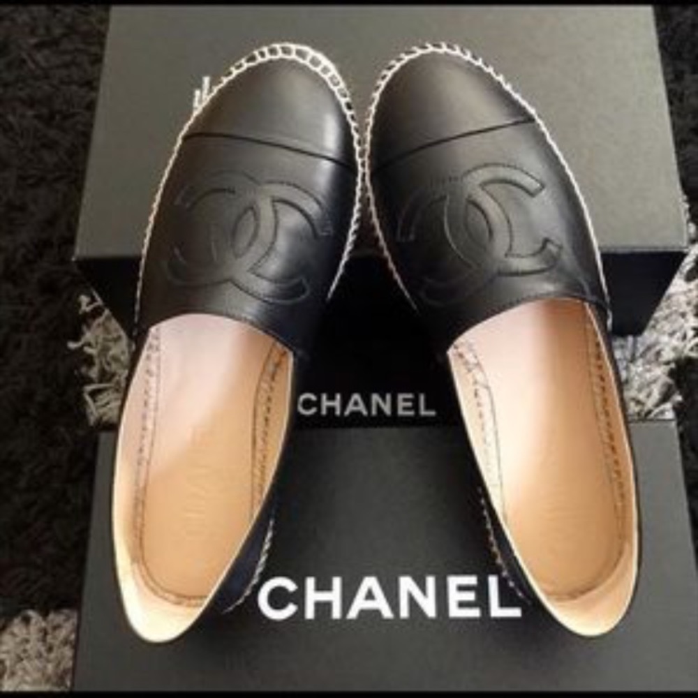 Authentic Chanel Espadrilles - size 8 - Picture 1 of 2