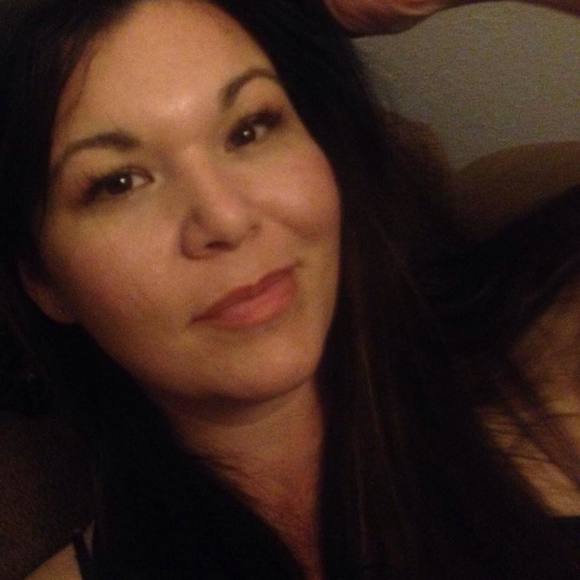 Meet your Posher, Clarissa - Picture 1 of 1