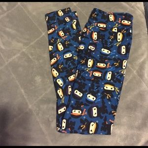 🦄🦄 LuLaRoe Leggings 🦄🦄 NINJAS!!!