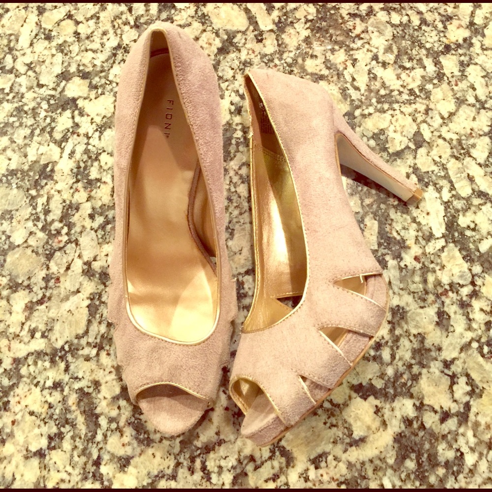 👠 Heels