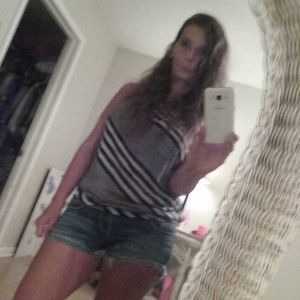 Meet your Posher, Christie