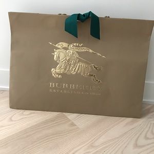 Extra large Burberry shopping bag