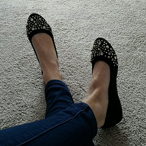 Shoes - Picture 2 of 2