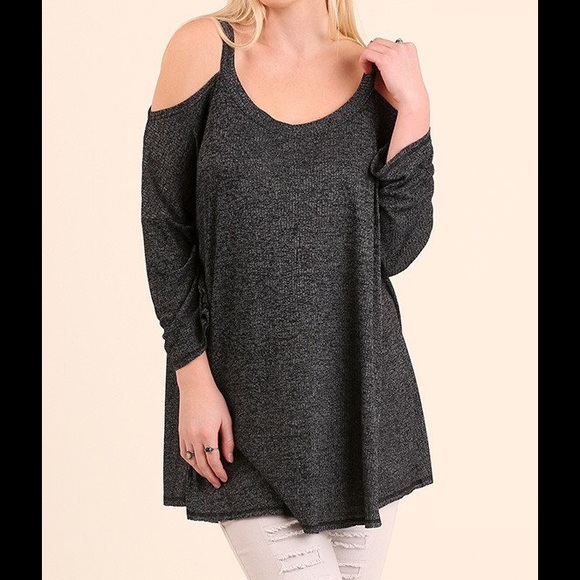Flying Daisy Tops - Plus Size Cold Shoulder Tunic Top