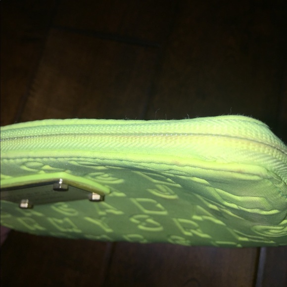 Marc Jacobs cosmetic case - Picture 7 of 9