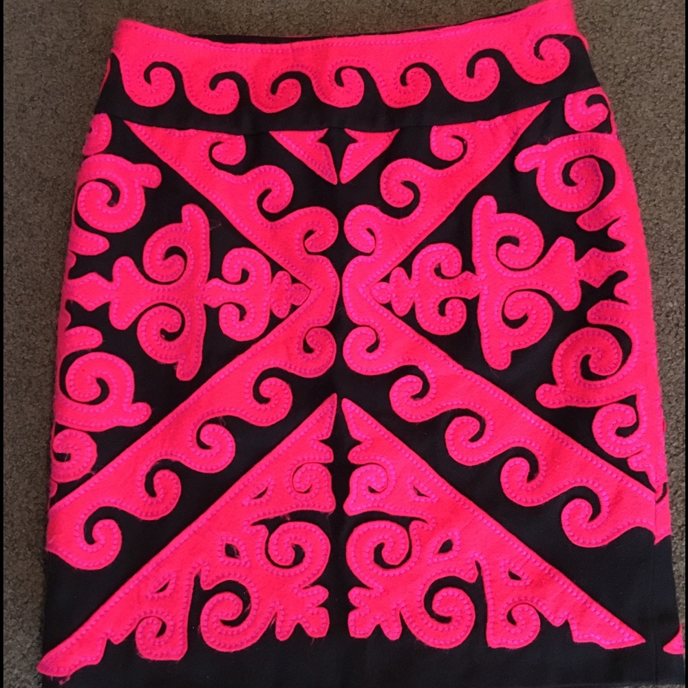 Beautiful pink and black Etcetera skirt size 8