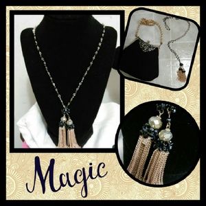 Gorgeous tassel necklace
