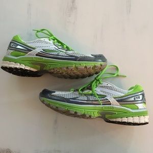 Brooks Women's Running Shoes