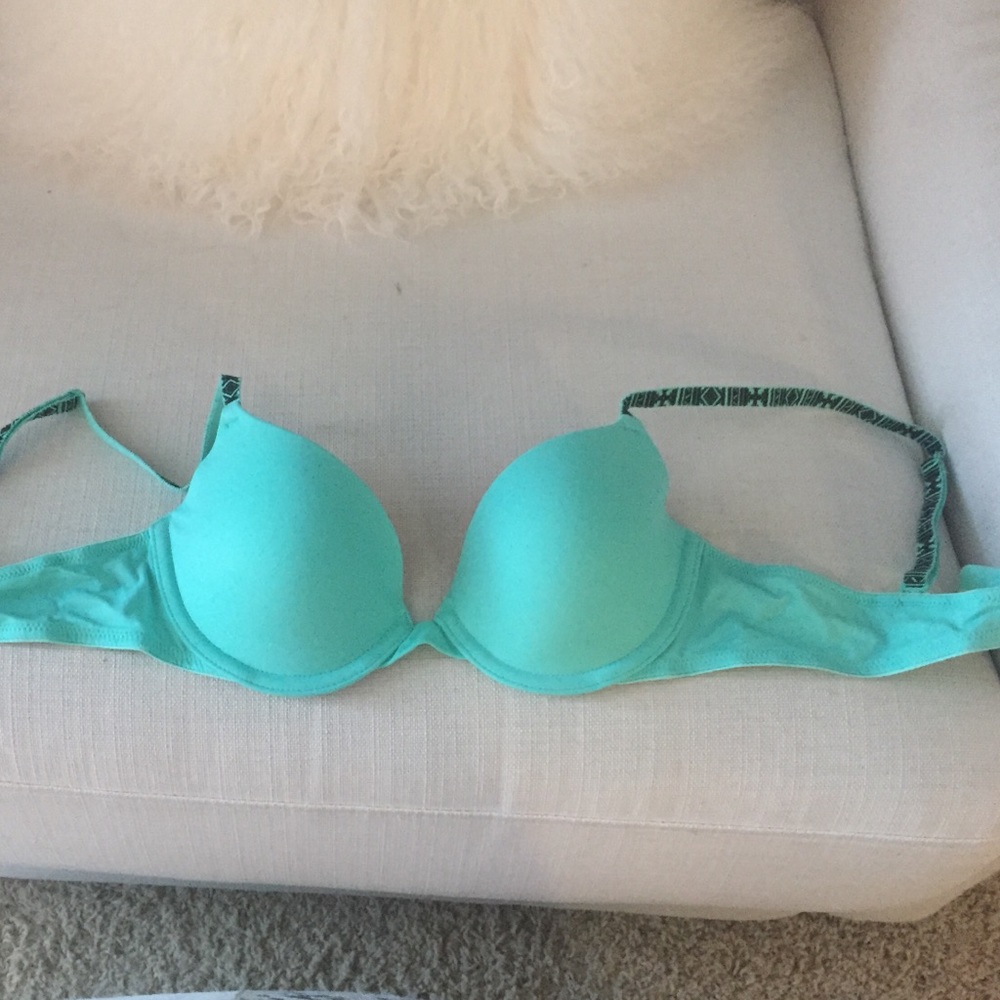 Victoria secrets bra