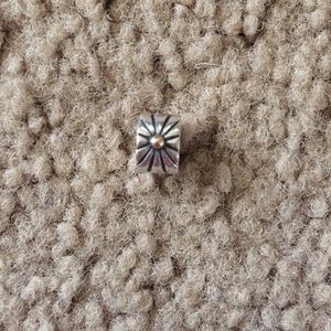Pandora Starburst Clip 14k