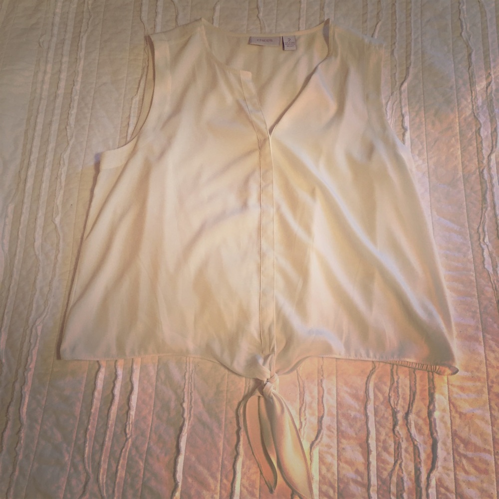 silky sleeveless blouse with tie on bottom