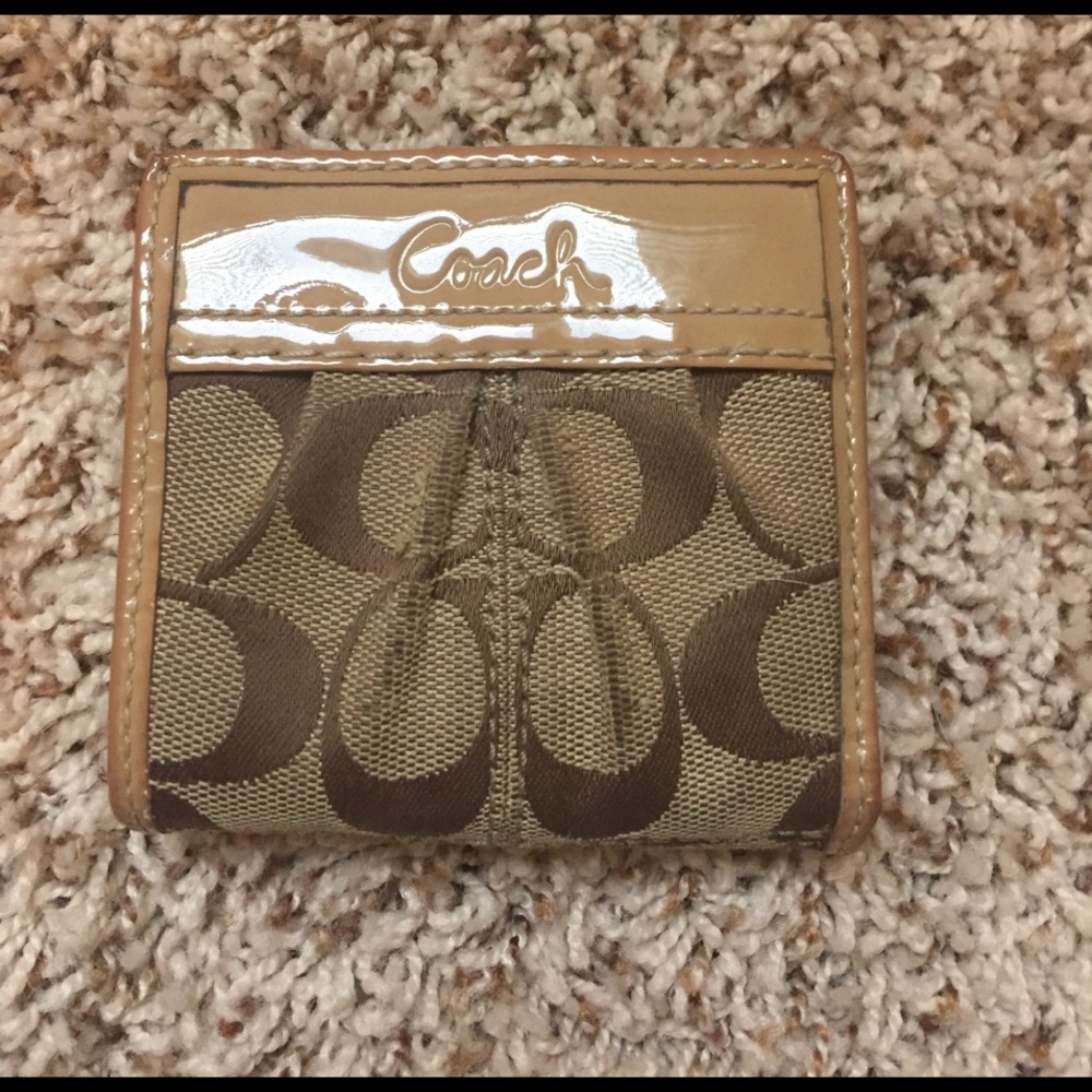 Coach tan wallet