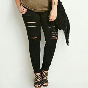Forever 21 Plus skinny distressed black jeans