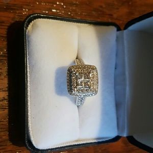 1.5 Carrot diamond engagement ring