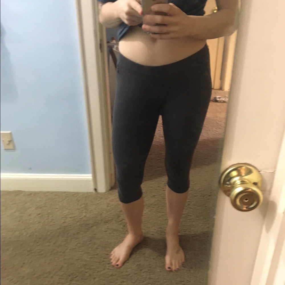 Splits 59 dark grey workout crops