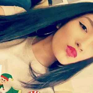 Meet your Posher, Melissa