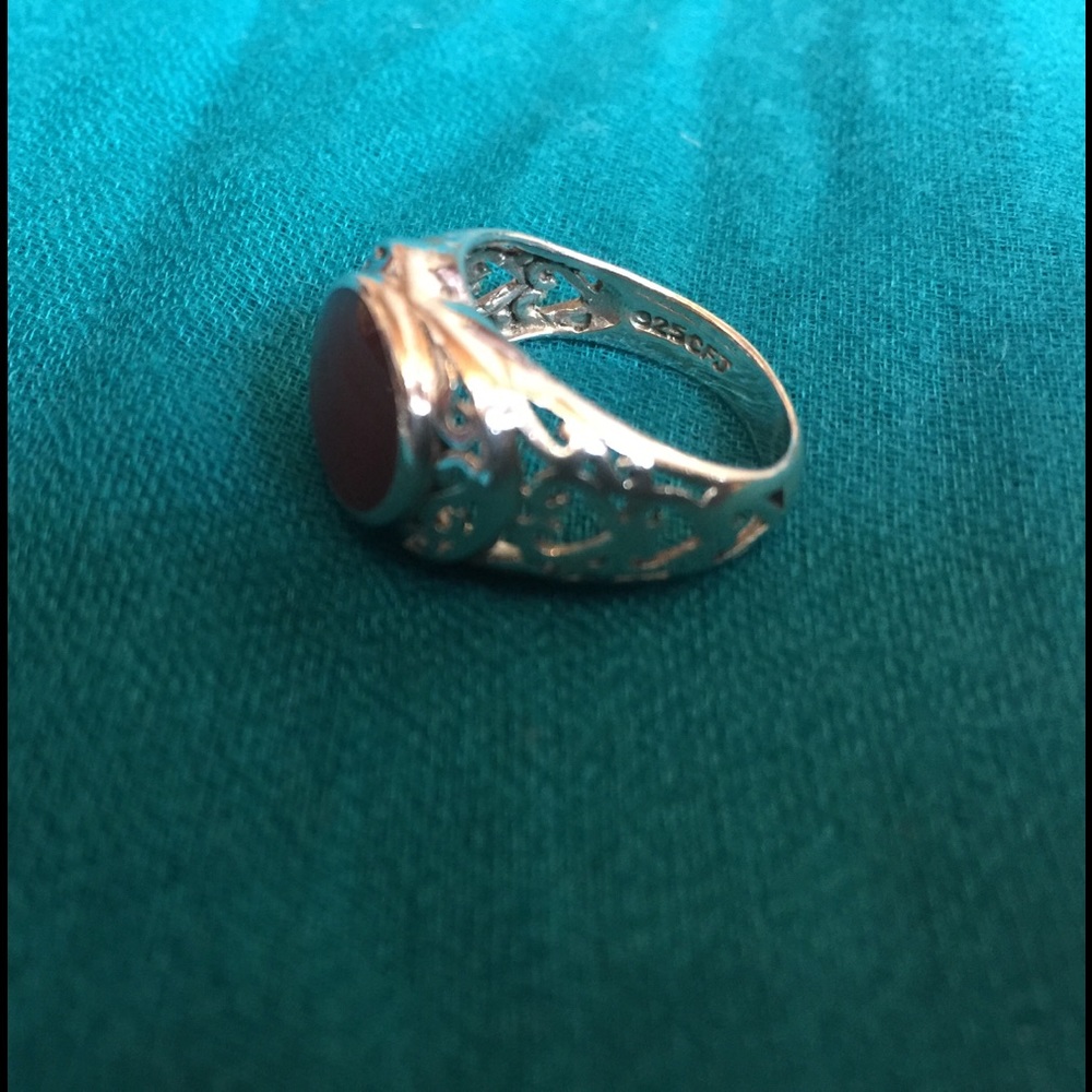 Sterling silver ring - Picture 2 of 2