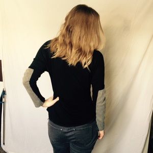 Long Sleeve Black Tee