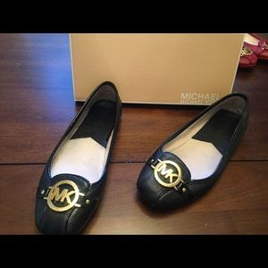 Authentic Michael kors ballet flats in black