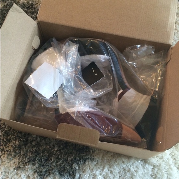 Sold 🍁Beautiful Zara heels - Picture 4 of 5