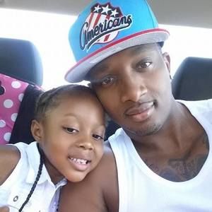 Meet your Posher, Troy