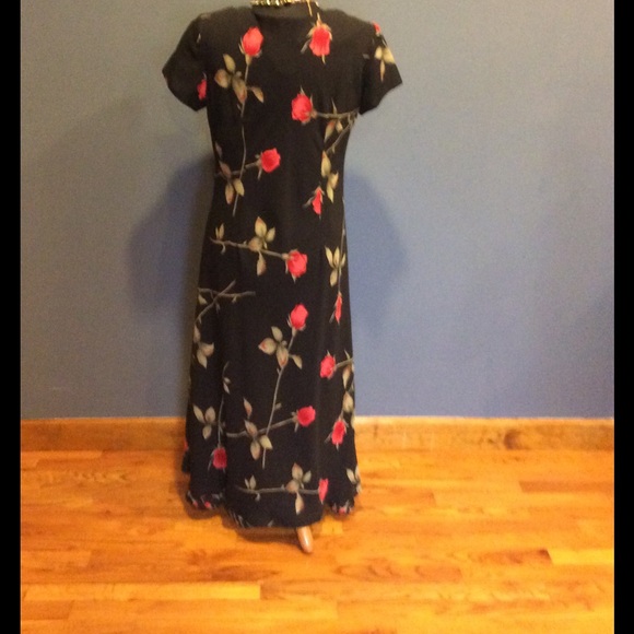Gifted Jessica Howard dress - Picture 3 of 4