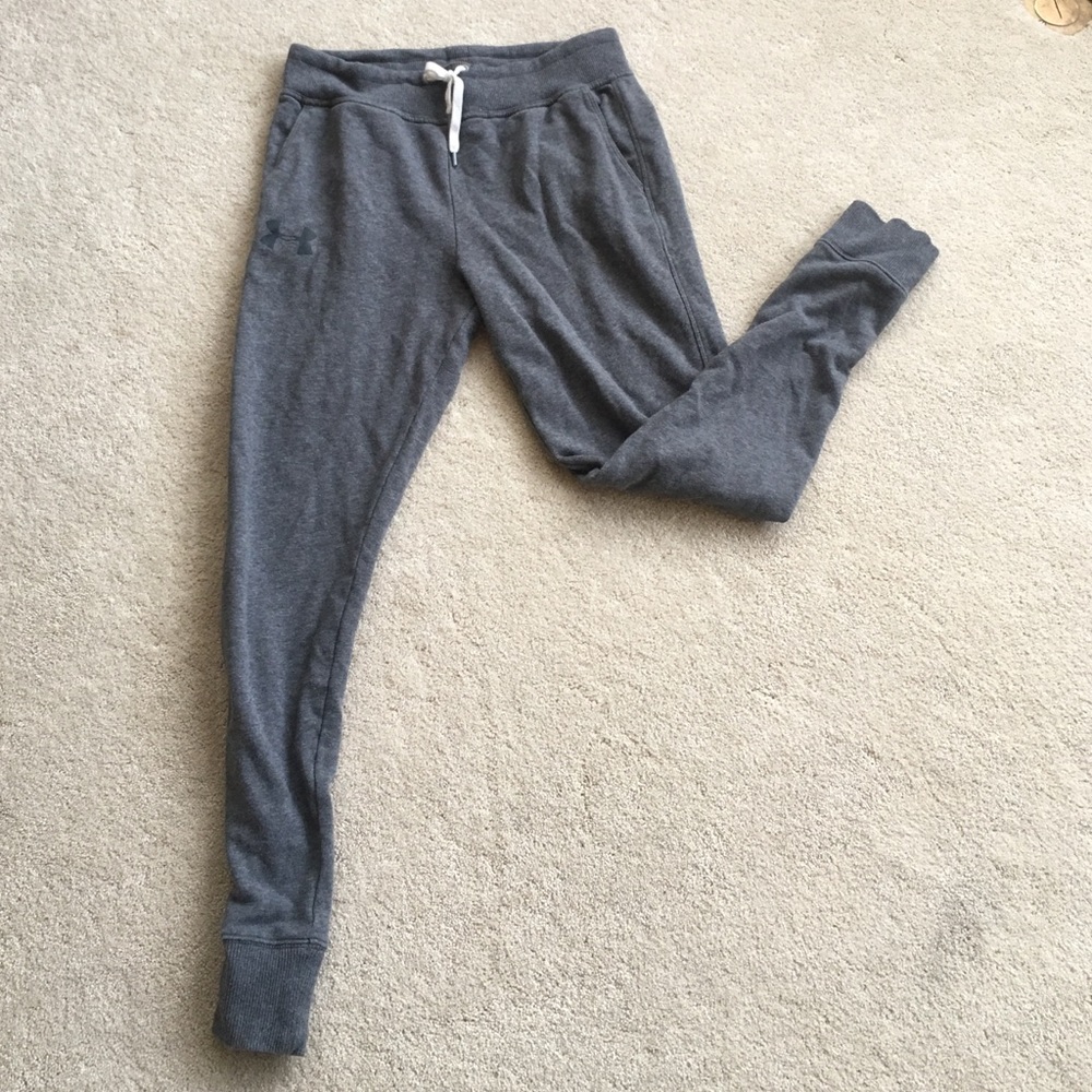 Grey under armor sweats