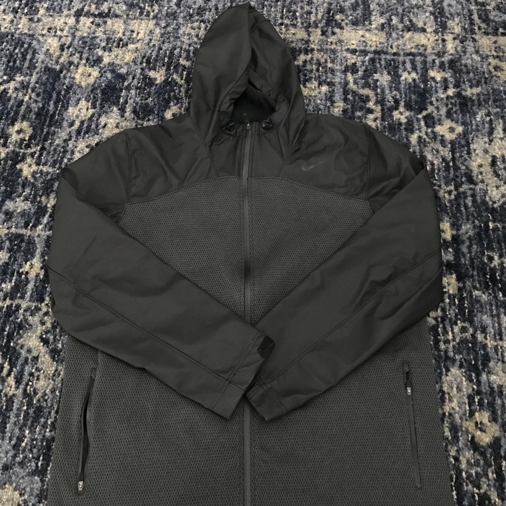 Nike therma-fit running jacket