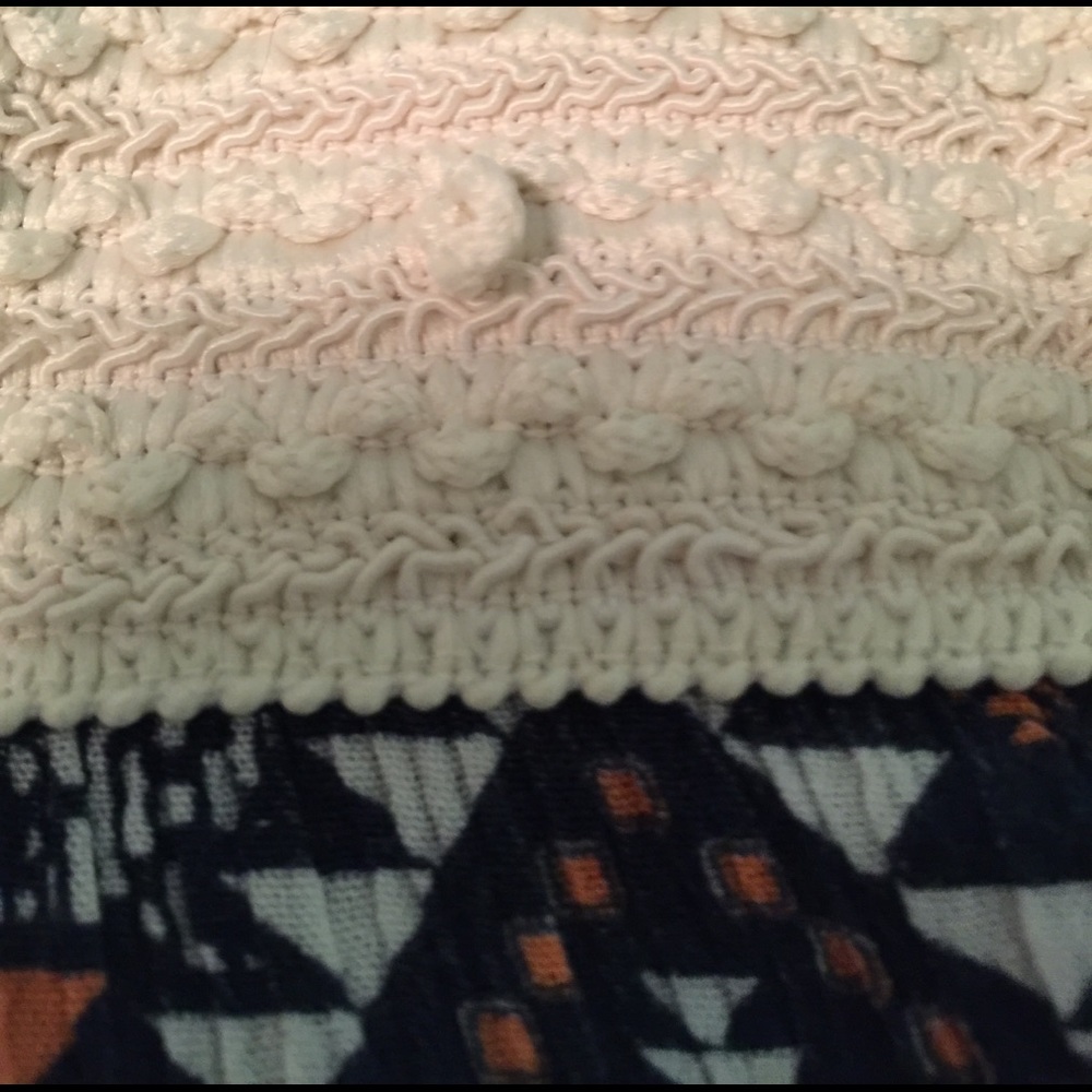 Short - Picture 2 of 4