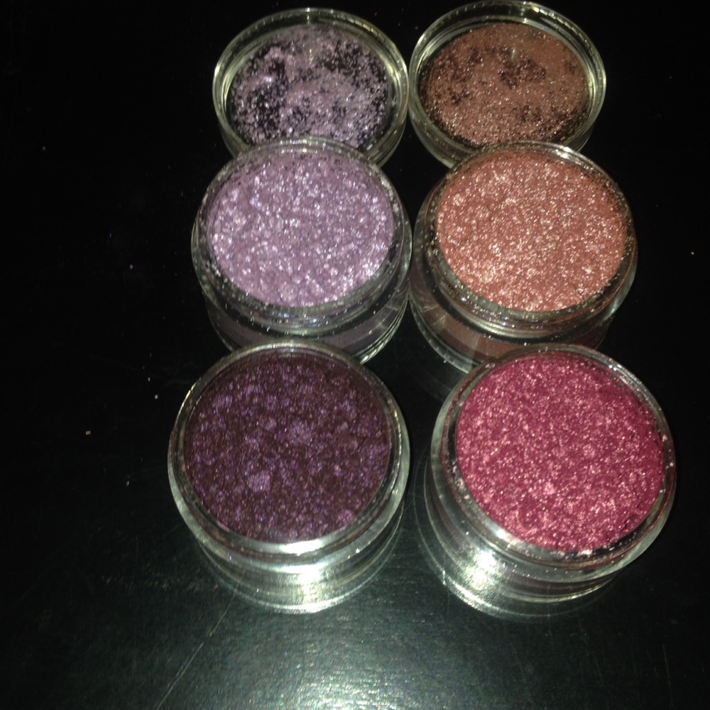 Limited Mac Cosmetics Crushed Metal Pigments Set
