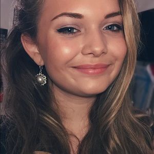 Meet your Posher, Kennedy