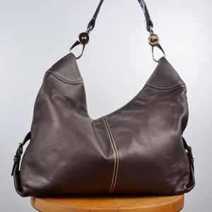 📌Dooney and Bourke shoulder bag and wallet