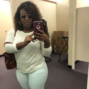 Meet your Posher, Crystal