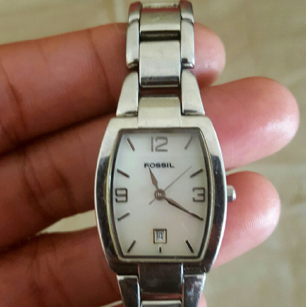 *SOLD on Letgo* Womens Fossil watch