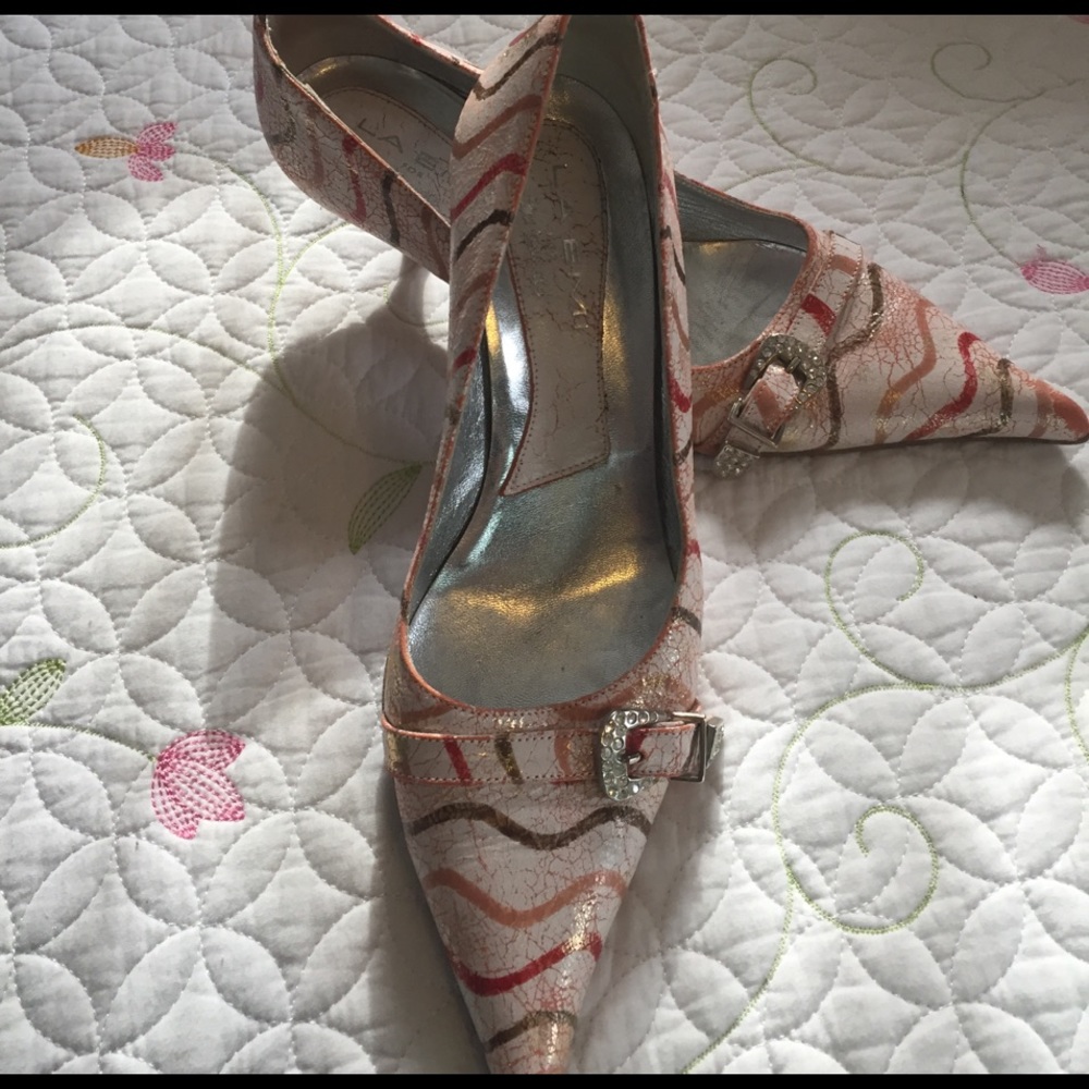 La Emi for Tamara Pumps. Size 9.