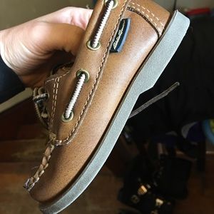 Eddie Bauer shoes