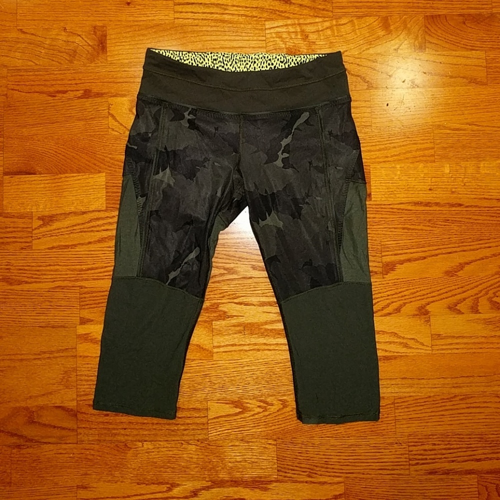 Lululemon crops