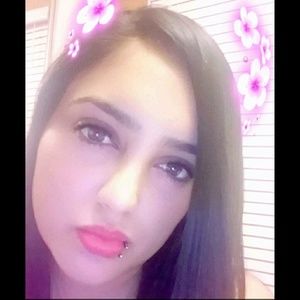 Meet your Posher, Carla