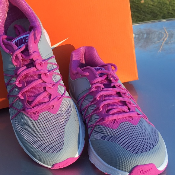 Nike Women's Air Relentless - Picture 7 of 7