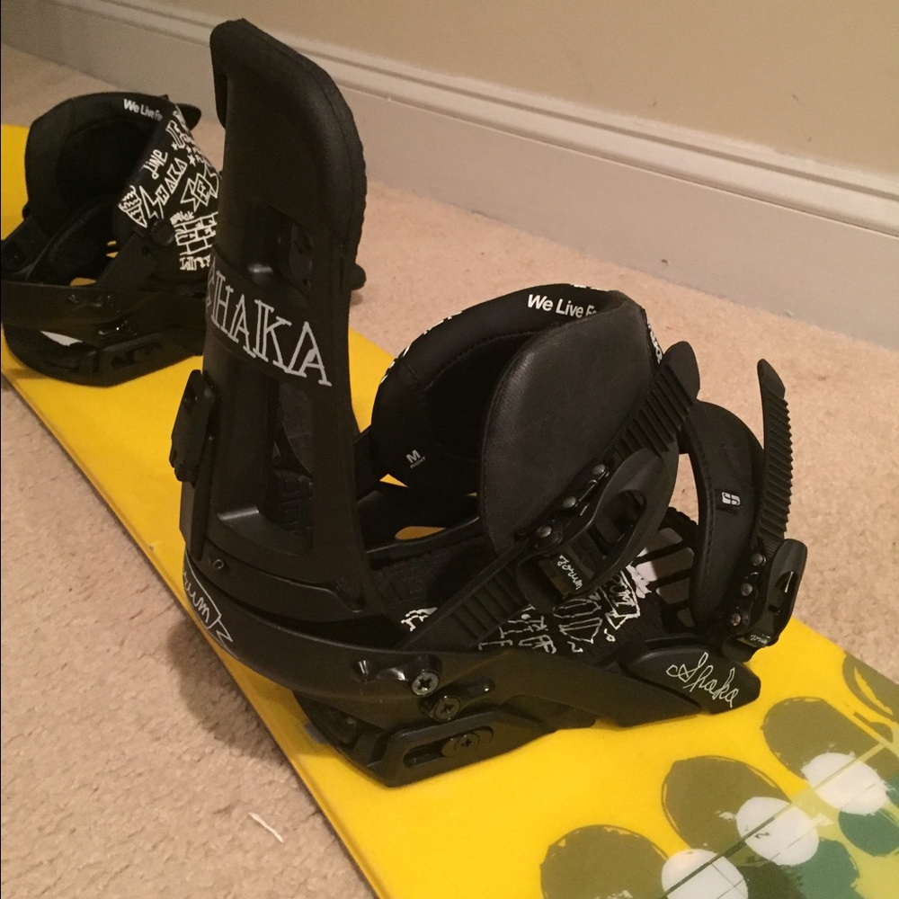 NWOT The Forum Shaka snowboard bindings
