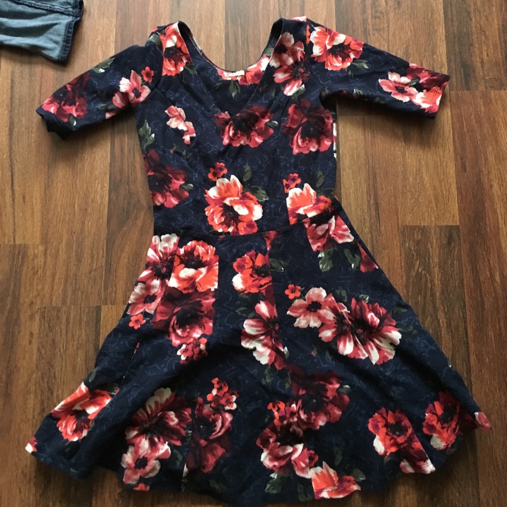 Hollister floral dress!